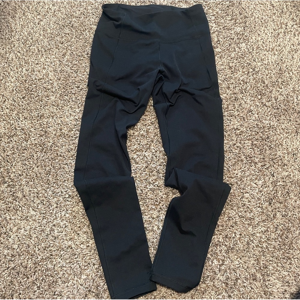 Black under Armour compression leggings